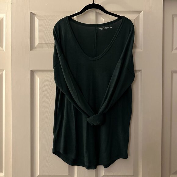 Abercrombie and Fitch Green Plush Soft Scoop Neck Long Sleeve Size Large - Picture 1 of 3